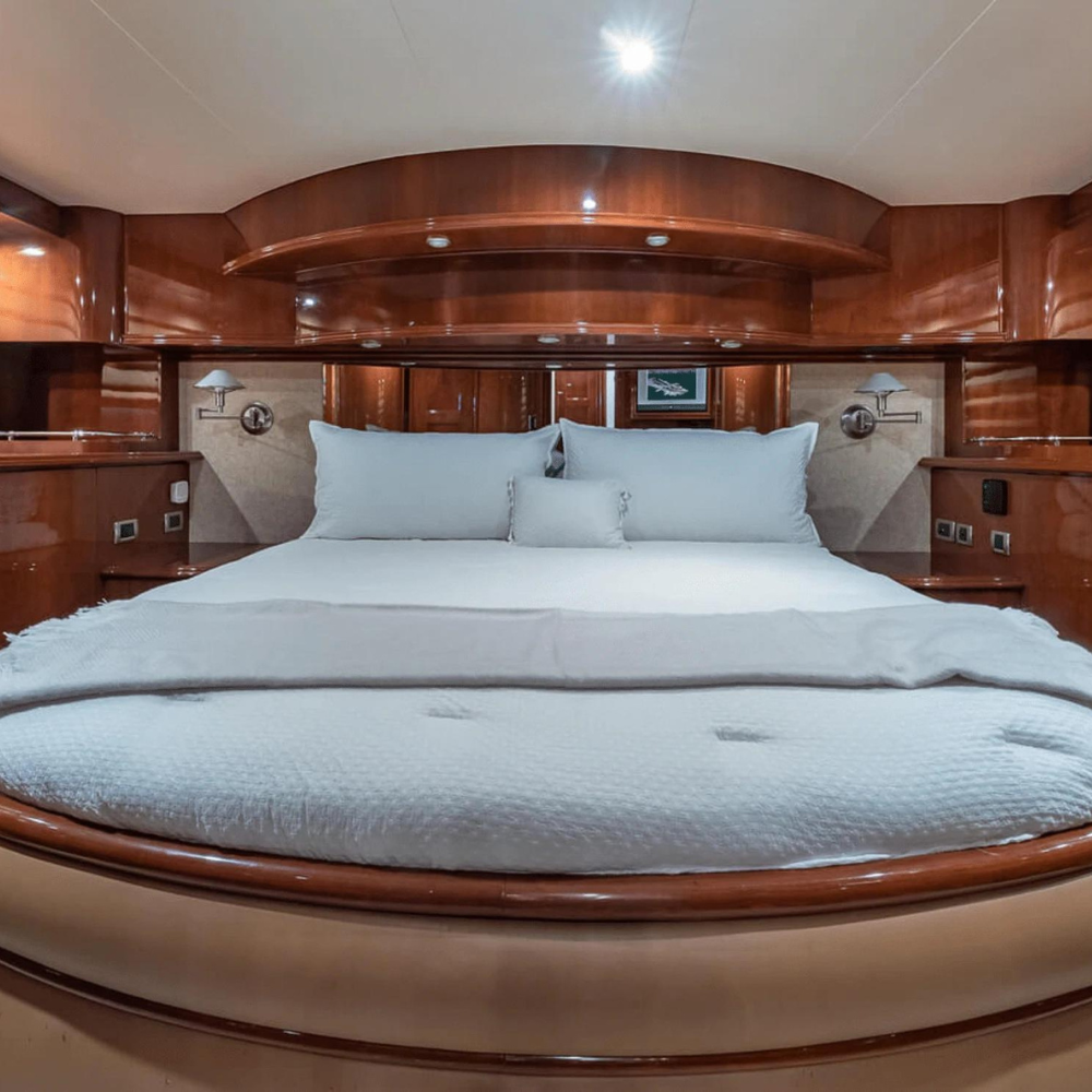 63' Marquis "Quez" - ZEUS XI - Luxury Yachts