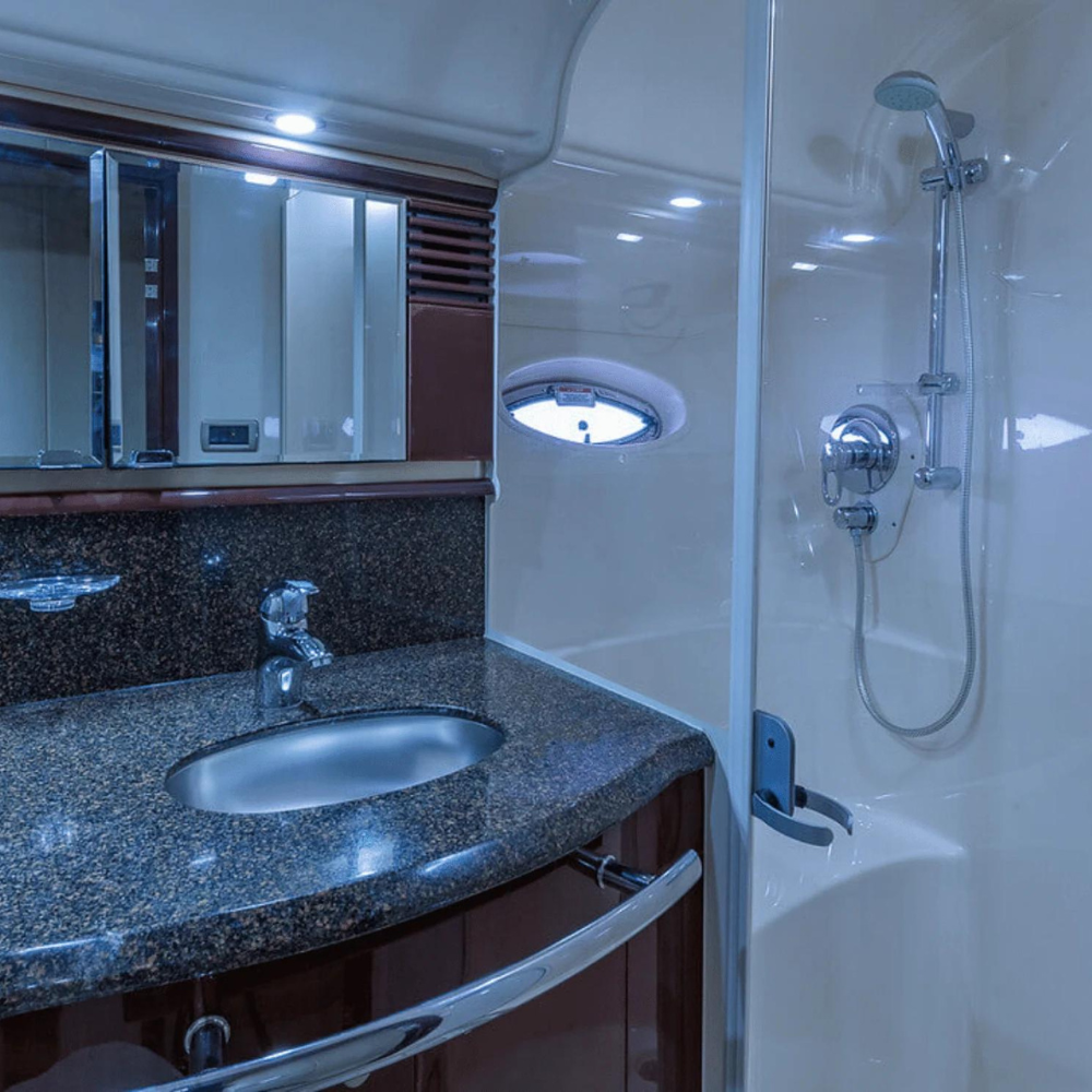 55' Sea Ray Sundancer - ZEUS XI - Luxury Yachts