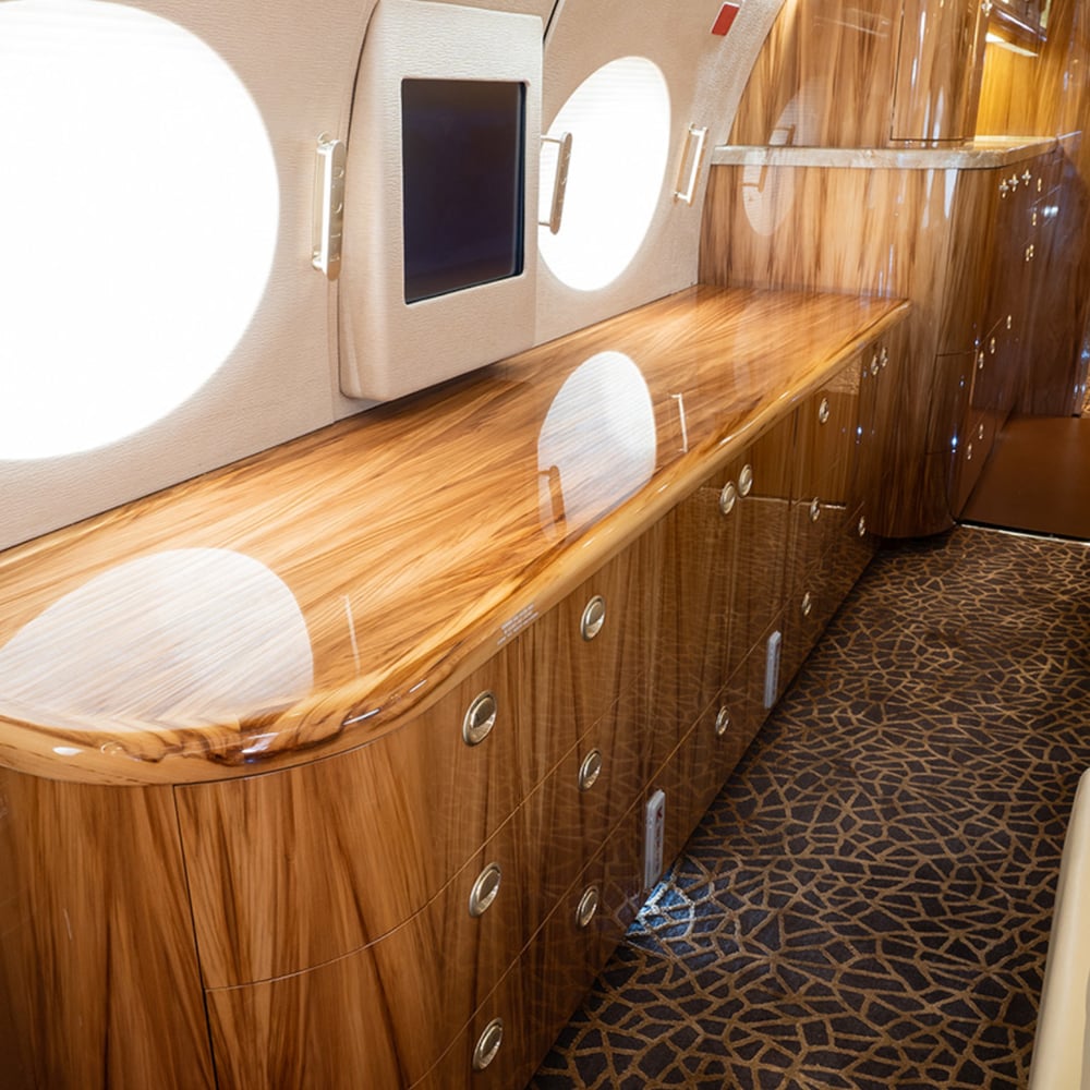 Gulfstream G450 - ZEUS XI - Private Jet