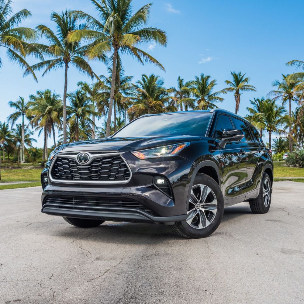Toyota Highlander XLE - ZEUS XI - Vehicles
