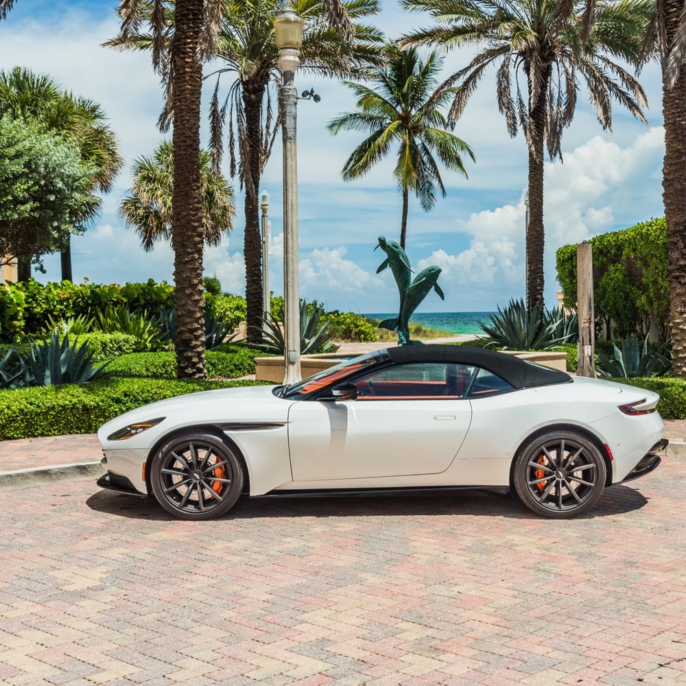 Aston Martin DB11 - ZEUS XI - Vehicles