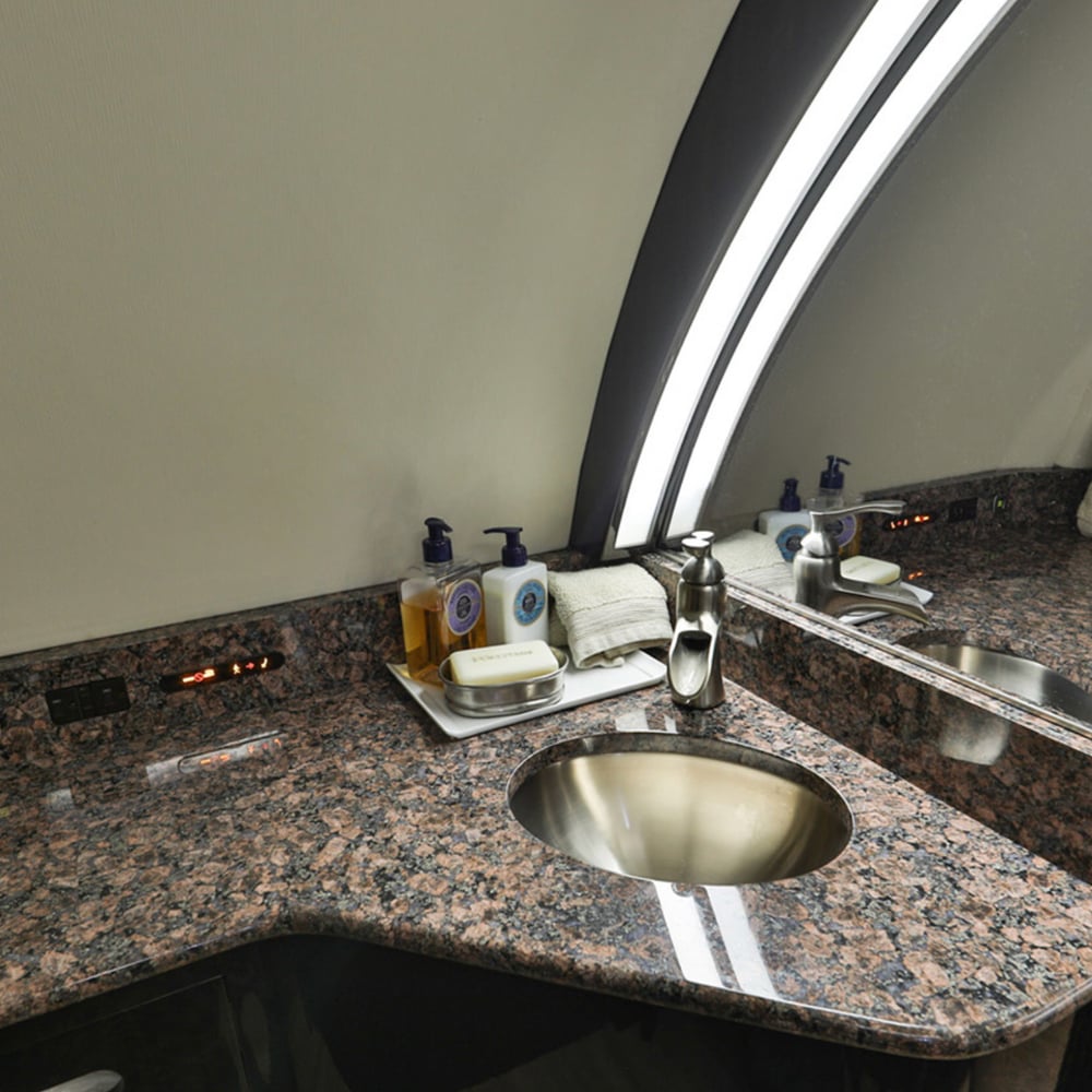 Legacy-600 - ZEUS XI - Private Jet