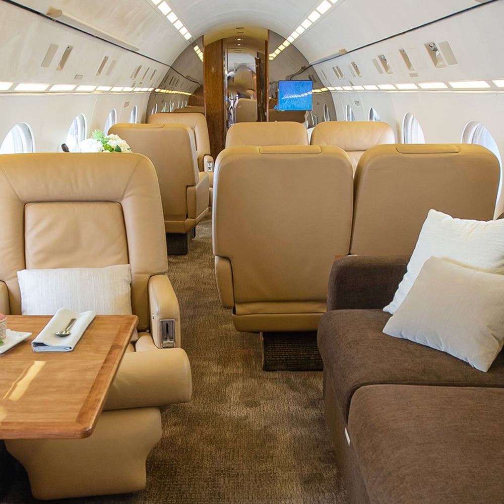 Gulfstream GIV - ZEUS XI - Private Jet