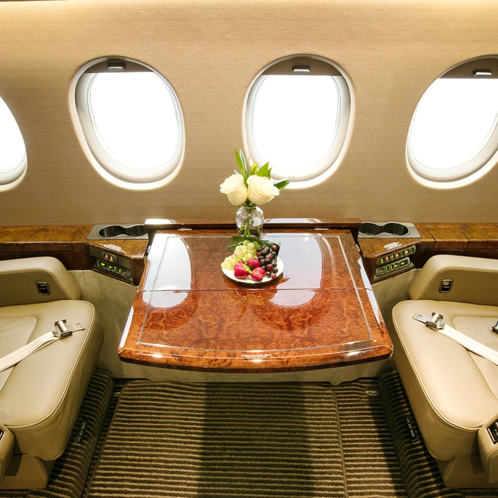 Falcon 2000 - ZEUS XI - Private Jet