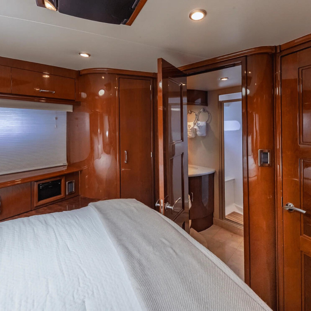 63' Marquis "Quez" - ZEUS XI - Luxury Yachts