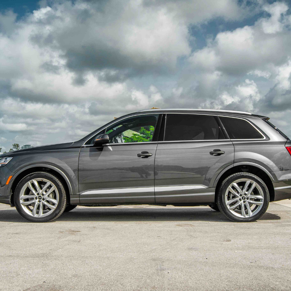 Audi Q7 3.0T Premium Quattro - ZEUS XI - Vehicles
