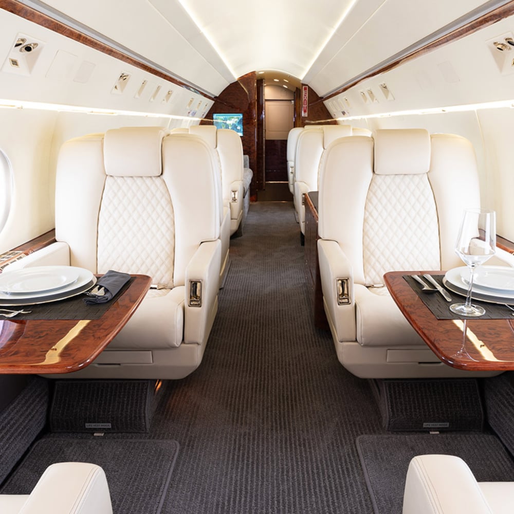 Gulfstream GIV-SP - ZEUS XI - Private Jet