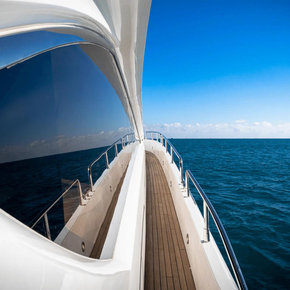 82' Sunseeker Manhattan "J&J" - ZEUS XI - Luxury Yachts