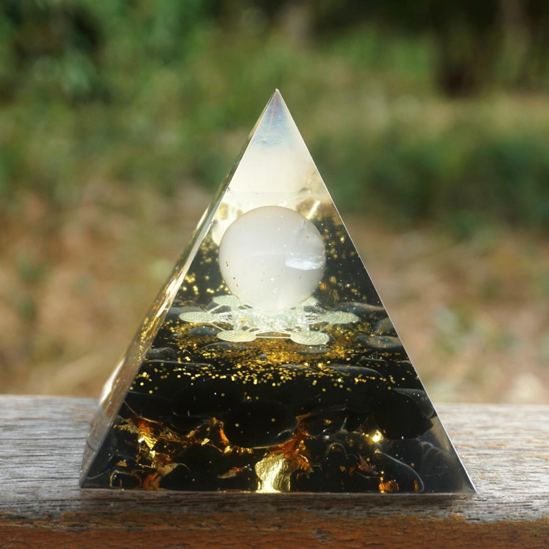 High-It 7 - ZEUS XI - Orgonite Pyramid