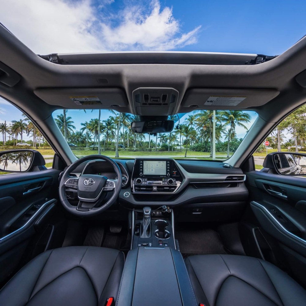 Toyota Highlander XLE - ZEUS XI - Vehicles